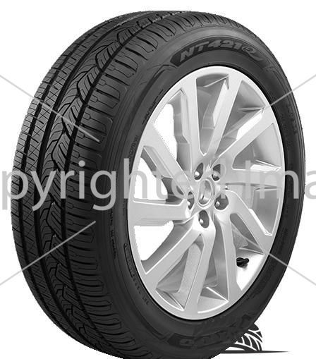 Автомобильные шины Nitto NT421Q 215/60 R17 96V