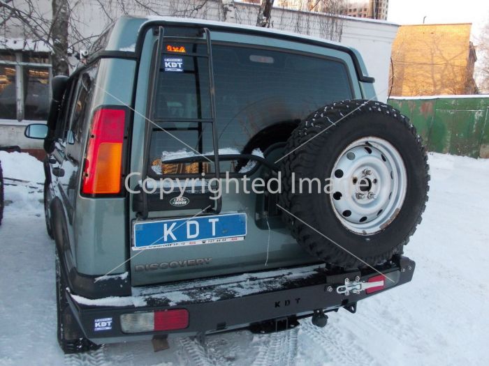 Калитка крепления запасного колеса II поколения Land Rover Discovery 2