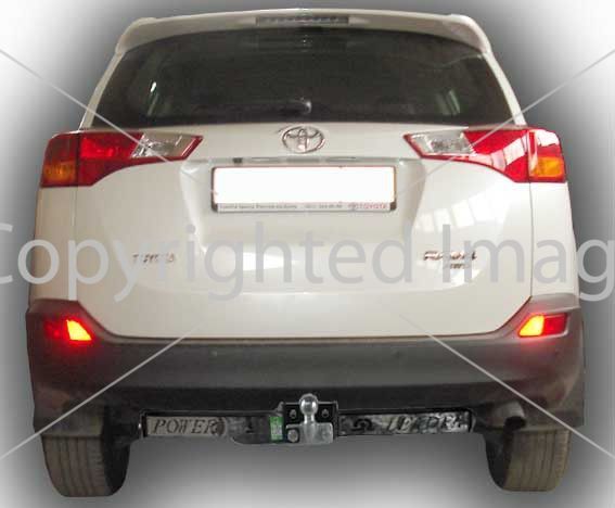 Leader Plus T116-F(N) фаркоп на Тойота Рав 4 (Toyota Rav 4) c нерж. пластиной 2013-